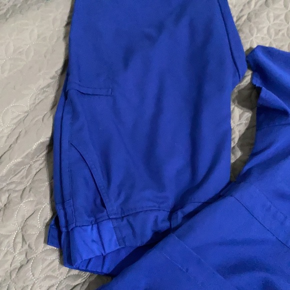 2 sets mock wrap style greys anatomy scrubs large - Picture 5 of 5